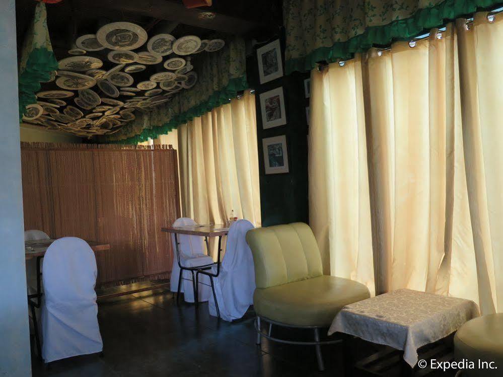 Oyo 200 Ponce Suites Art Hotel Davao Exterior photo