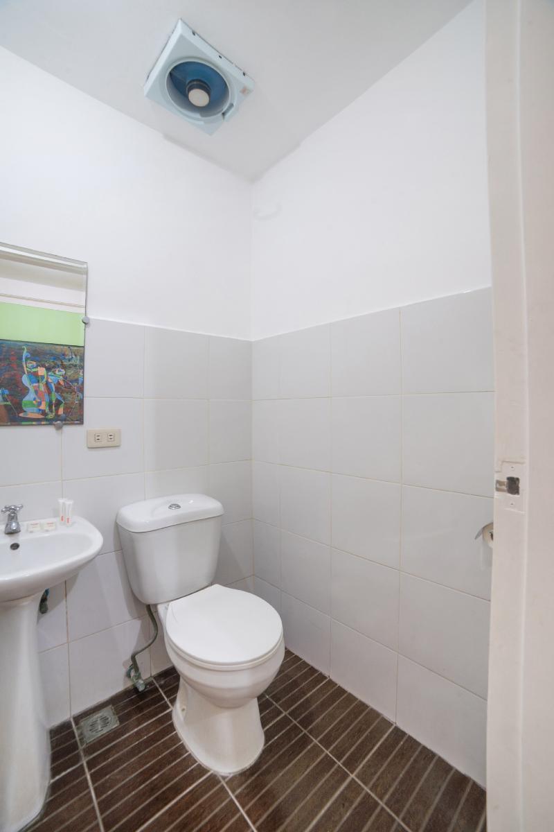 Oyo 200 Ponce Suites Art Hotel Davao Exterior photo